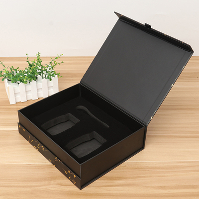 Folding Gift Box Customized Black Cardboard Cosmetic Packaging Box with Gold and Silver Stamping